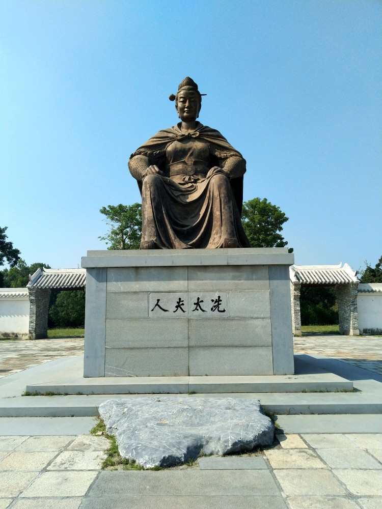 茂名市冼太夫人故里文化旅游景区中国第一滩以优美的环境,优良的秩序