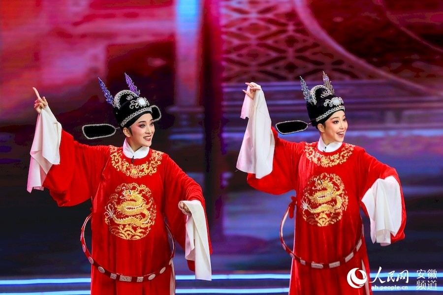 第九届中国(安庆)黄梅戏艺术节唱响红色经典