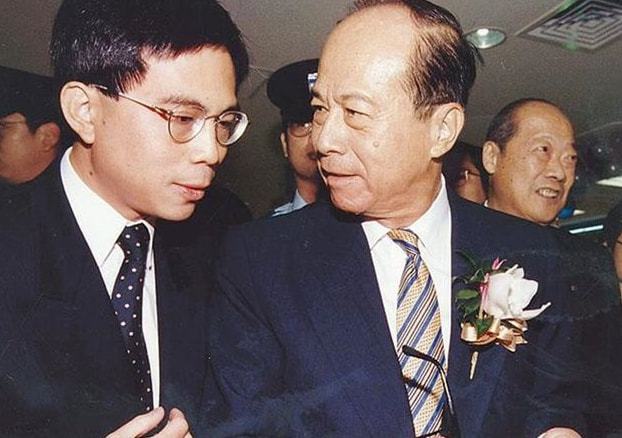 李嘉诚到底多有钱93年拿40亿给李泽楷练手96年拿10亿救李泽钜