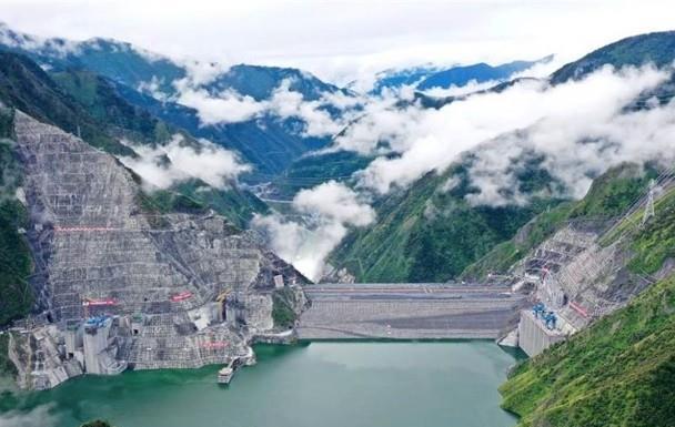 四川两河口水电站正式投产发电在全国的13座水电基地中排名第三