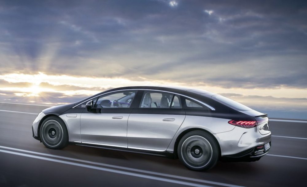 2022年梅赛德斯-奔驰eqs旨在对抗特斯拉model s