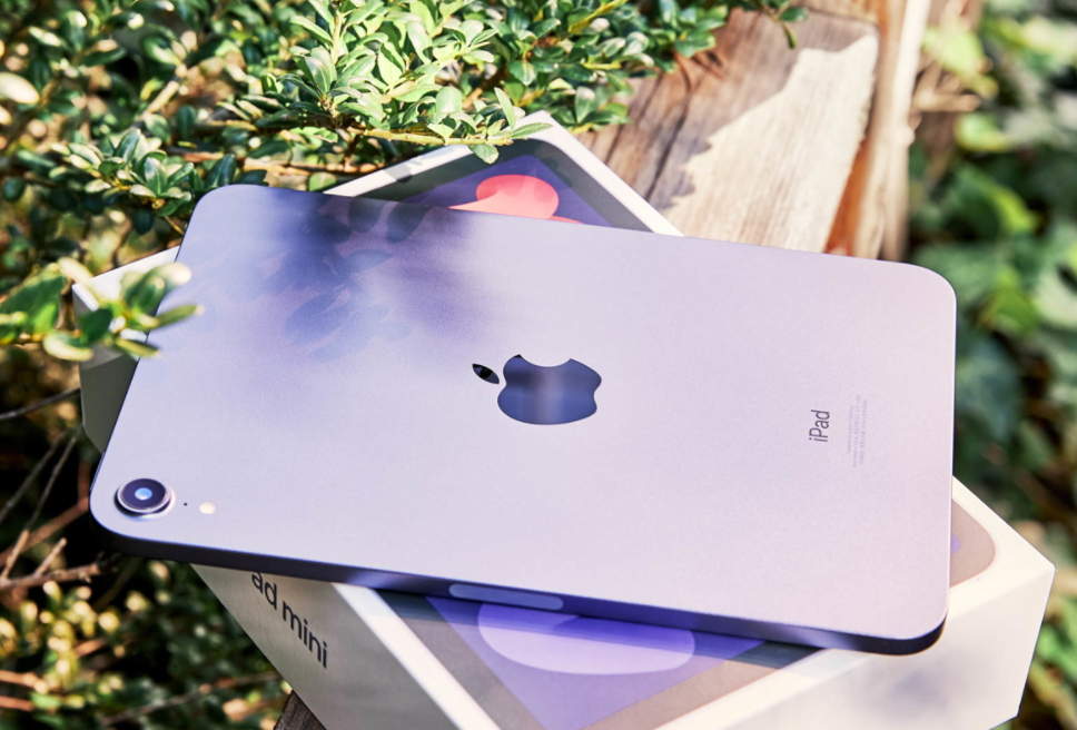 先从外观说起,ipad mini 6配有深空灰色,紫色,星光色,粉色供大家选择