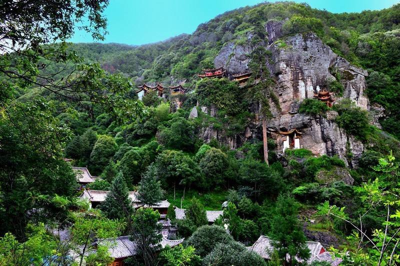 巍山古城-巍宝山景区    巍山东莲花景区    南涧无量山樱花谷景区
