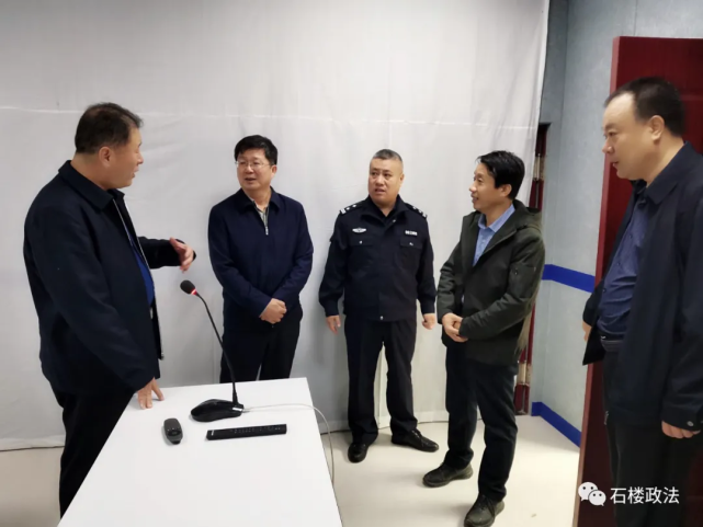 抗大洪,抢大险,救大灾,强化风险意识,始终绷紧防汛安全这根弦,抓细抓