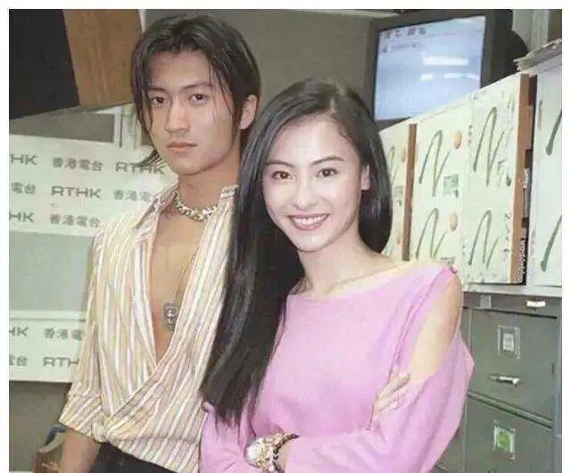 17年前苦恋张柏芝5年的陈小春为何转身娶了应采儿