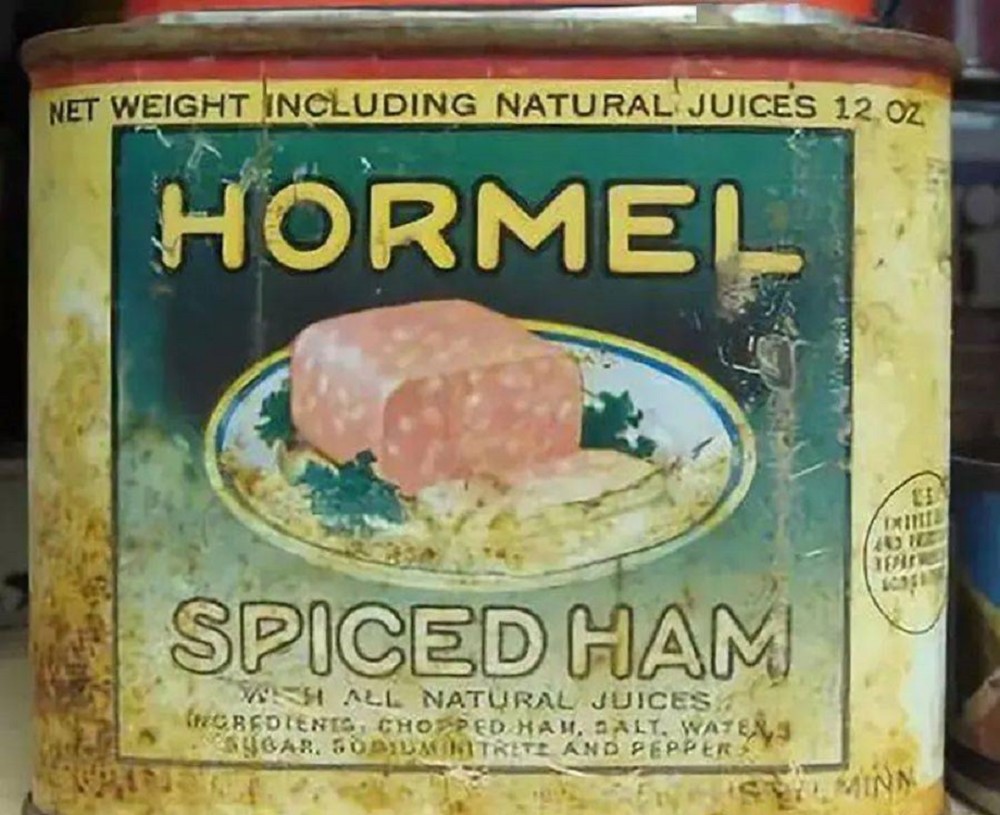 二战中美军吃的最具代表性的罐头食品的是斯帕姆午餐肉罐头.