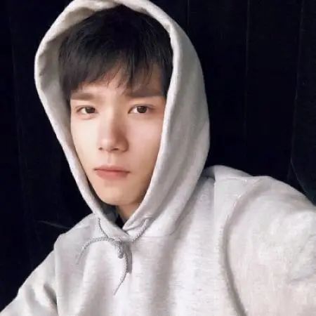 男生头像男生头像冷酷帅气真人充满阳关的少年第225期