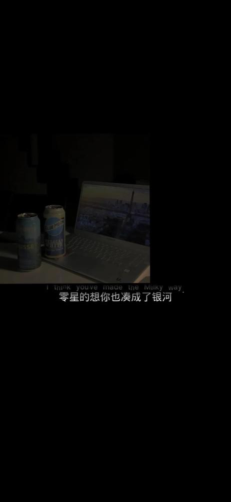 聊天背景图:黑白系