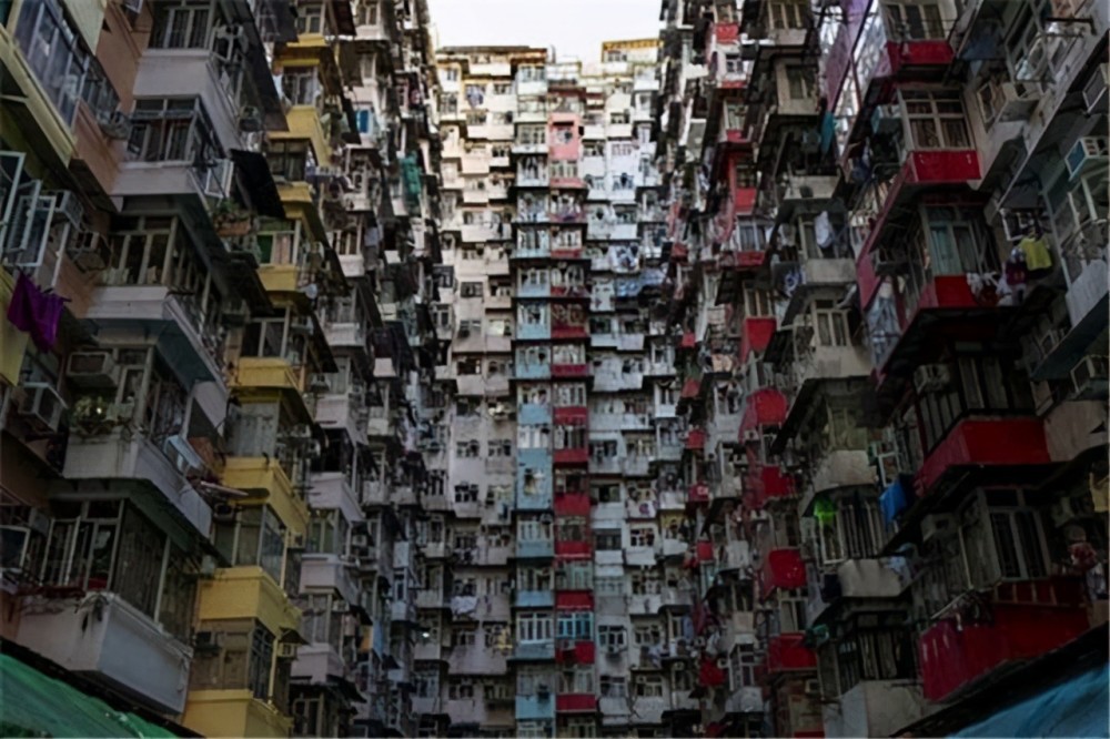 为了在香港有套属于自己的房,有些人三观已然扭曲