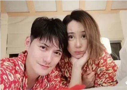 严屹宽低谷时期遇上好女人买房只写老婆名婚后痛失两子