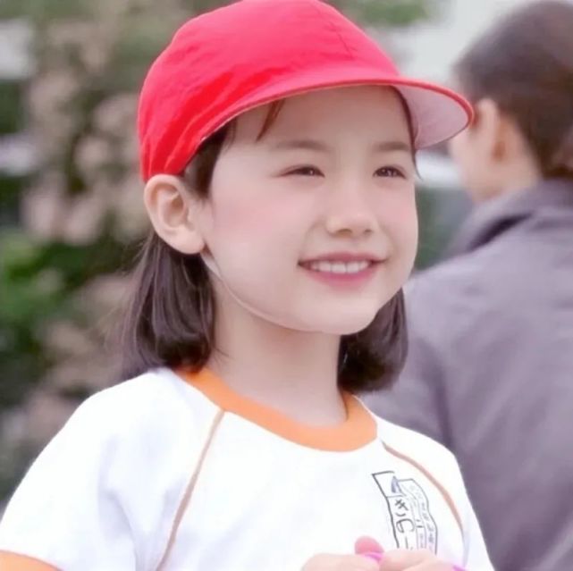 『人间小天使:芦田爱菜』囤起来 换头像!