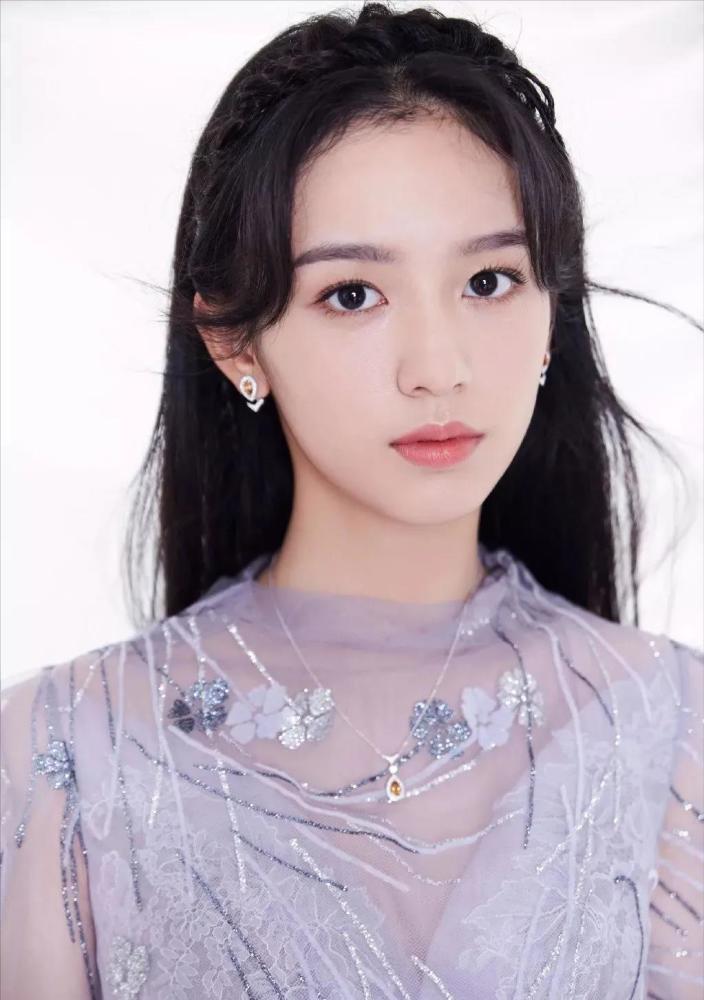 圆脸小花截胡劈叉女星偶像剧一哥被忽悠刘嘉玲给周也抬轿