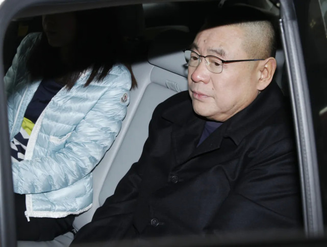 刘銮雄千亿发家史:你以为我只会追女明星?