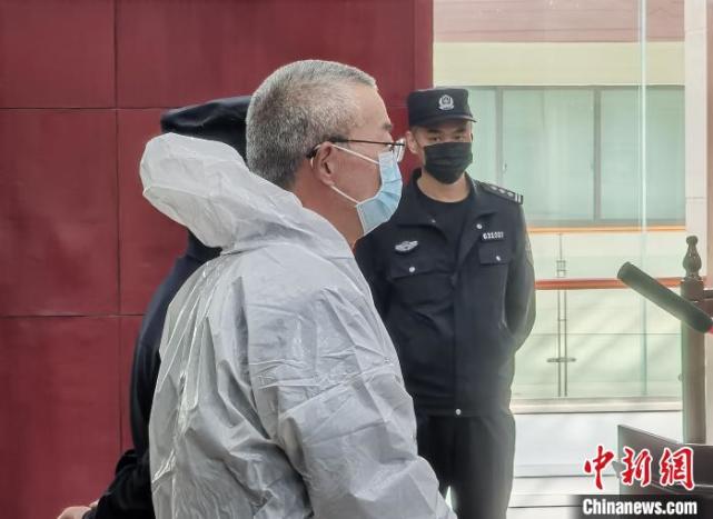 青海省人民检察院原党组副书记贾小刚一审获刑七年