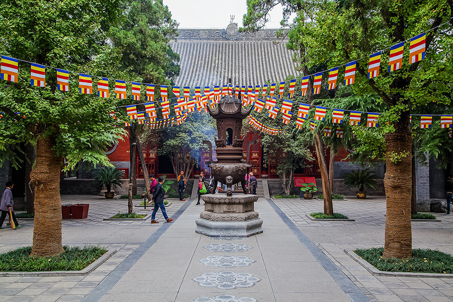 千年古刹白马寺:领略佛教文化,感受异国风情