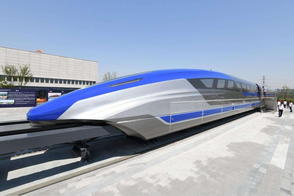 日本眼红坏了!中国修成第2条磁悬浮列车,速度堪比坐飞机?