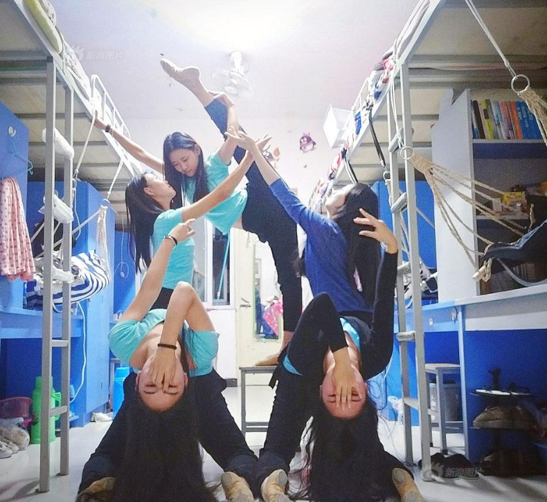 985大学同宿舍的学生,毕业15年后生活却截然不同,真是