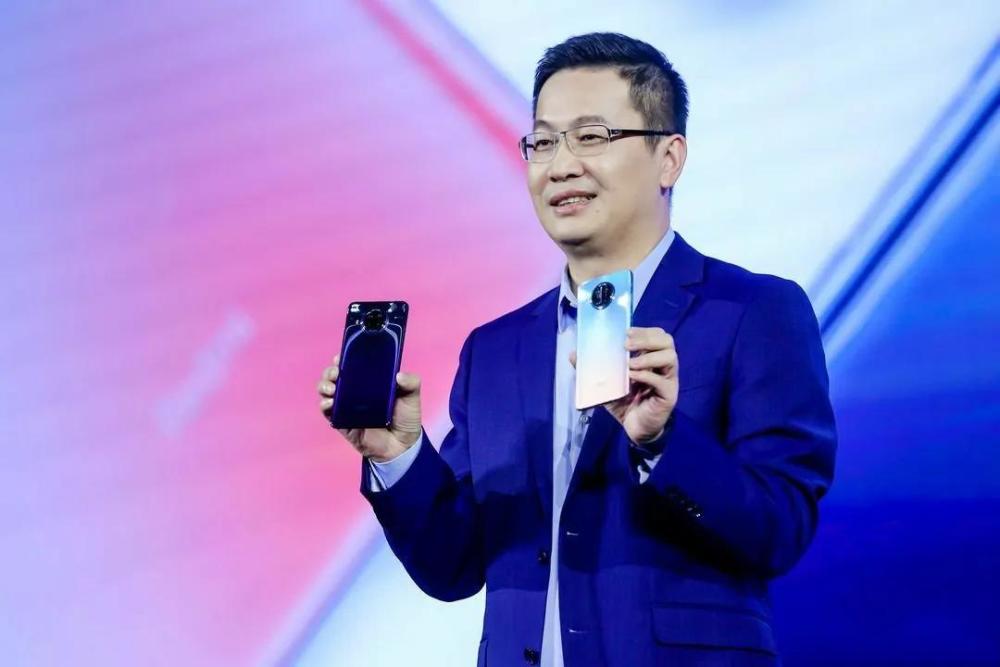 卢伟冰20点突然发文redmi新机将至雷军的杀手锏要亮相了