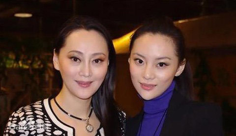 这个叫斯蒂芬的比利时男人,不仅是个富商,也是宋佳的现任男友.