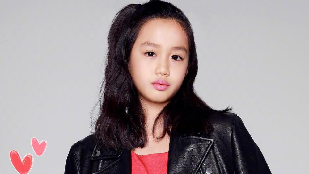 钟丽缇小女儿"大跌眼镜式"长大,都夸她美,只有我觉得不出彩?