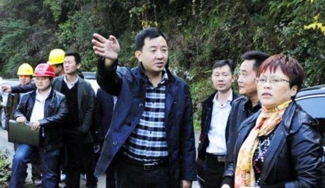 陈行甲反腐:把县长刘冰,两名州领导,五名县领导等87人