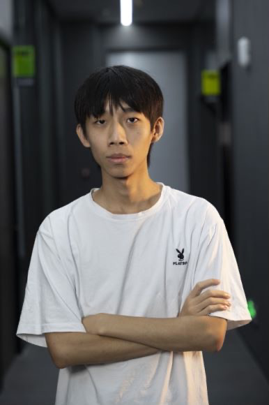 hms邓鸿宇19岁辅助hms戴立胜19岁射手这一次他们首次让全国tga省队都