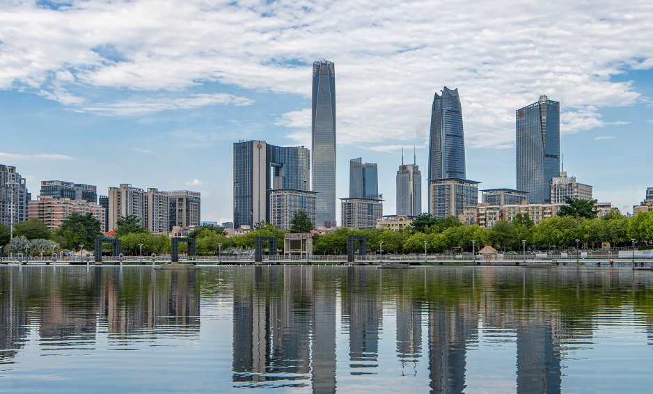 东莞第一高楼——民盈·国贸中心建成,一睹实景