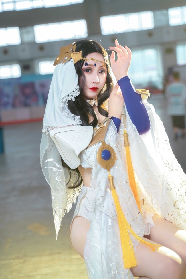 cos赏析:貂蝉异域舞娘