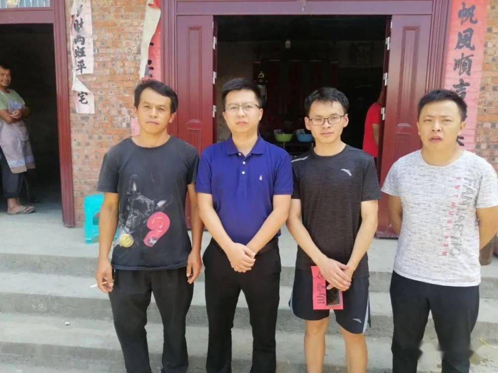寒门学霸苏济坤全家靠低保度日高考707分圆梦北大逆天改命