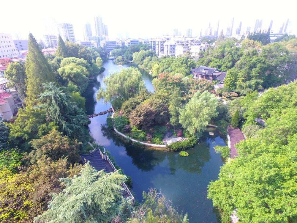 南京旅游乌龙潭公园
