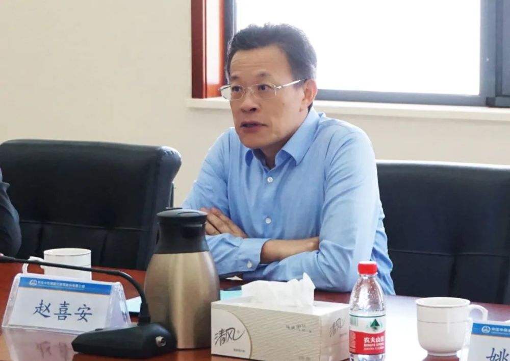 安振山与中国交建总经济师赵喜安举行工作会谈