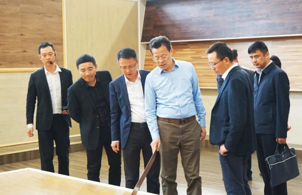 安振山与中国交建总经济师赵喜安举行工作会谈