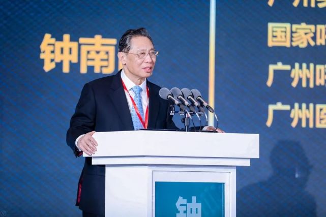 钟南山:宁夏配合得很好,很了不起!