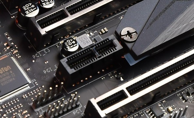 usb网卡和pcie网卡区别是什么?