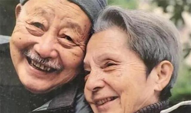 法国老太李丹妮孤身苦等中国初恋50多年80岁时两人终成正果