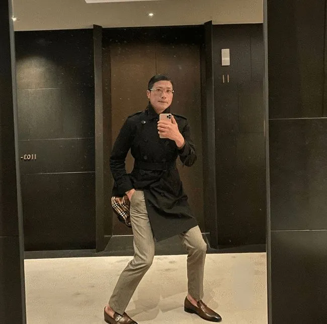 他的这个pose,怎么就引爆了众人模仿的狂潮