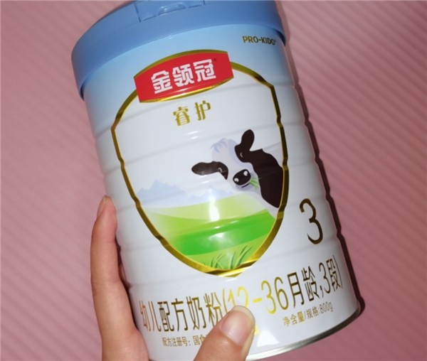 伊利金领冠睿护婴幼儿配方奶粉
