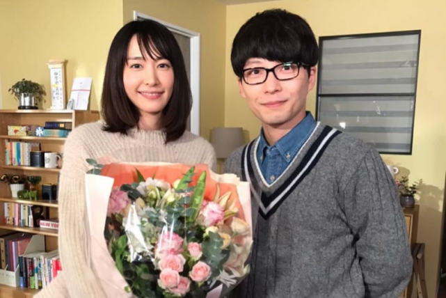 日本女神新垣结衣被曝和新婚丈夫"分居中",网友:好