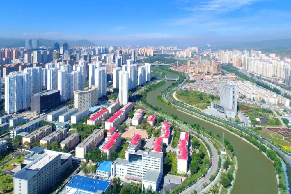 西宁市有多少人口_全国十大人口流出城市 呼和浩特上榜,第八四季如春(3)