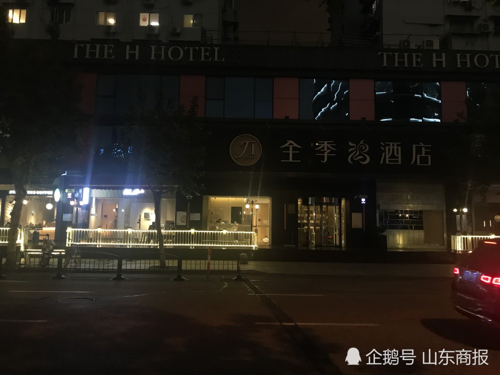 上海一酒店内发生命案厨师长将女店长杀害记者现场采访到目击者