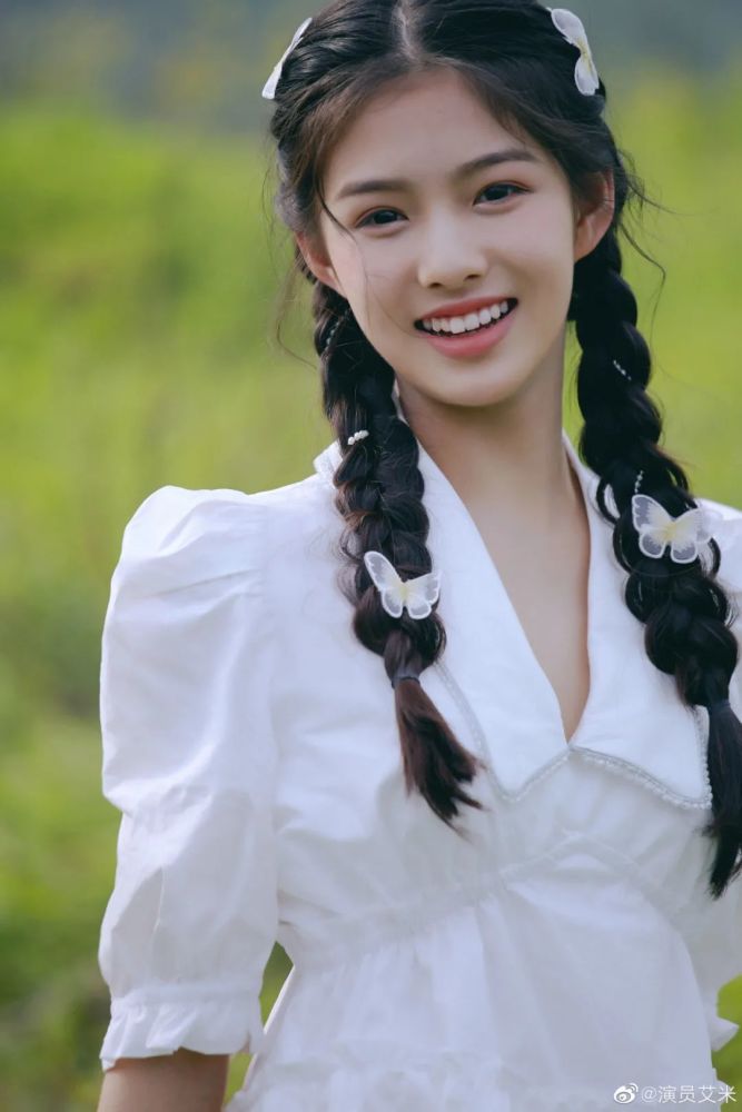 seek for u|艾米:水灵的《长津湖》红围巾女孩