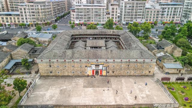 梅州泰安楼,中国五大民居特色建筑之一,极具地域文化特色