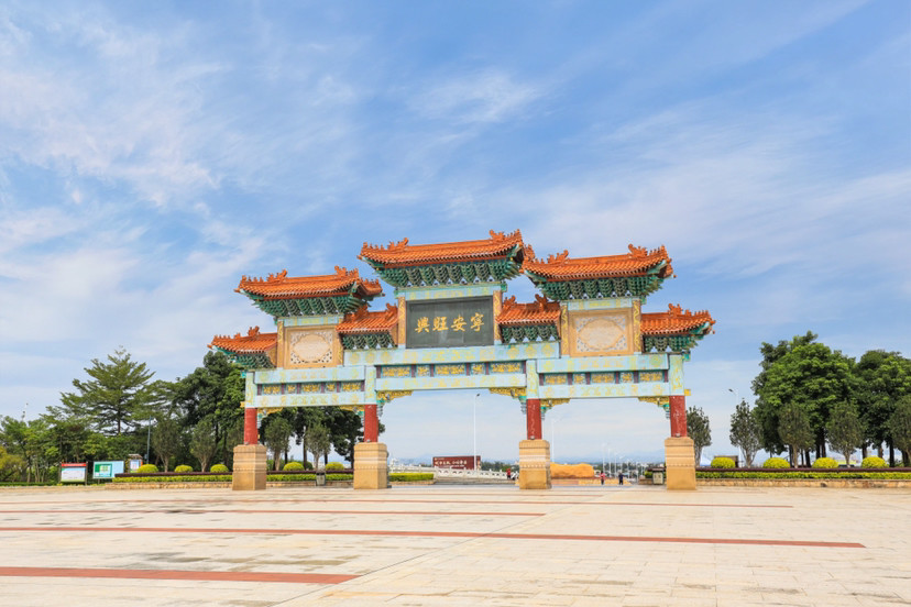梅州兴宁市的神光山,是一处适合脚步匆匆的忙碌人儿休憩之地……这里