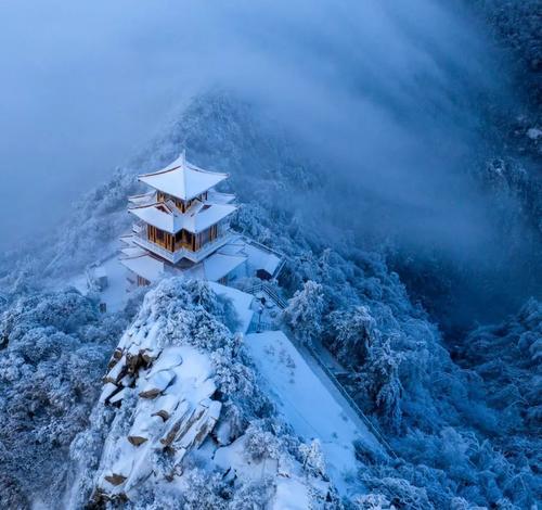 来河南白云山免费赏雪景