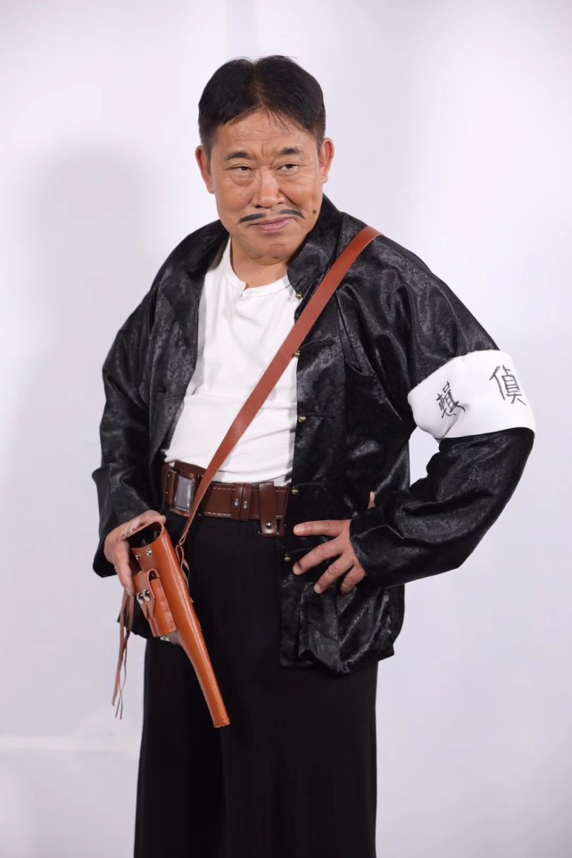 国家一级演员杜旭东,因歪嘴演了一辈子坏人,却"骗"的