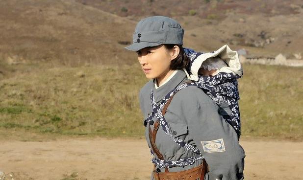 日寇刺死女情报员将她怀中婴儿扔在路边却成功传递出重要情报