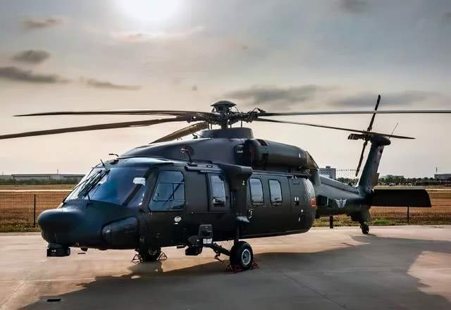 基于直20优秀的动力,航电平台衍生出新一代重型武装直升机