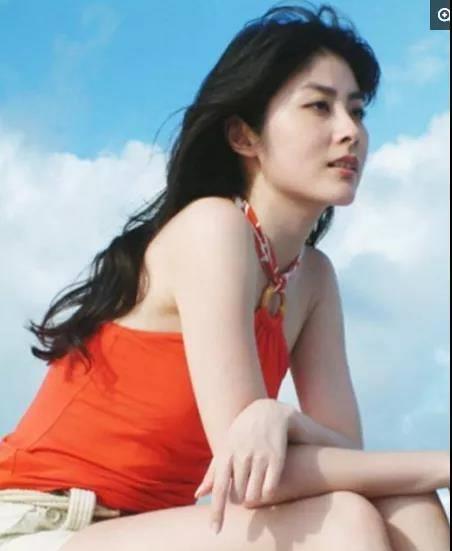 娱乐圈背景不简单的女星,何超仪陈慧琳上榜,难怪都有好资源
