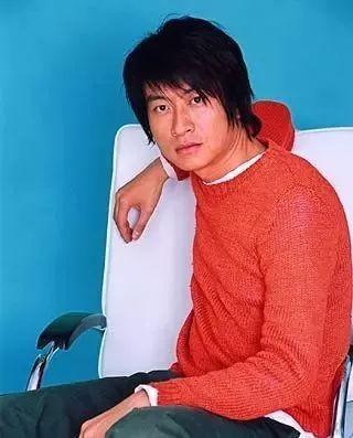 他的歌当年火遍大街小巷,"音乐诗人"游鸿明,如今过得怎样了?