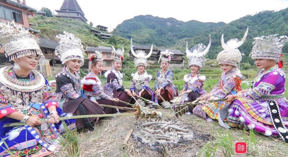 何佳凝 七,最佳形象小龙女 苏艳 八,优秀奖:石姗,吴江华,覃欣怡